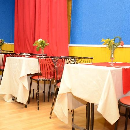 Hotel Aux Armes De Belgique Лурд Экстерьер фото